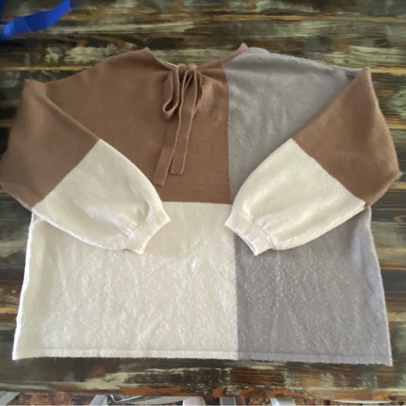 Perch By Blu-Pepper- Women’s 2XL/3XL Color Block Sweater - Picture 5 of 5